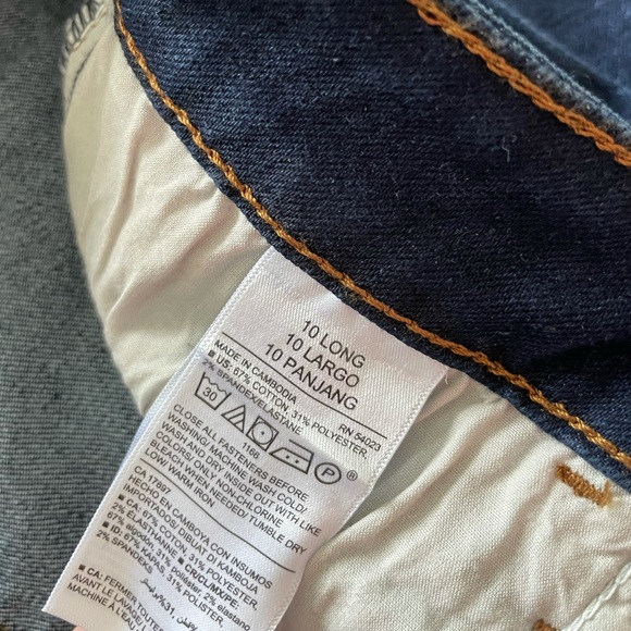 Old Navy Dark Wash Pop Icon Skinny Jean, Size 10L - Picture 5 of 7